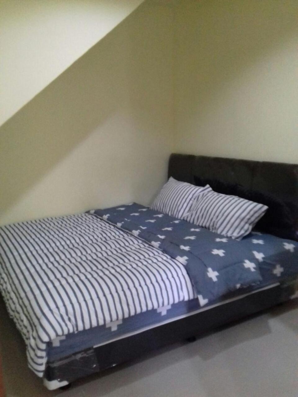 Villa Town House Batu Бату Экстерьер фото