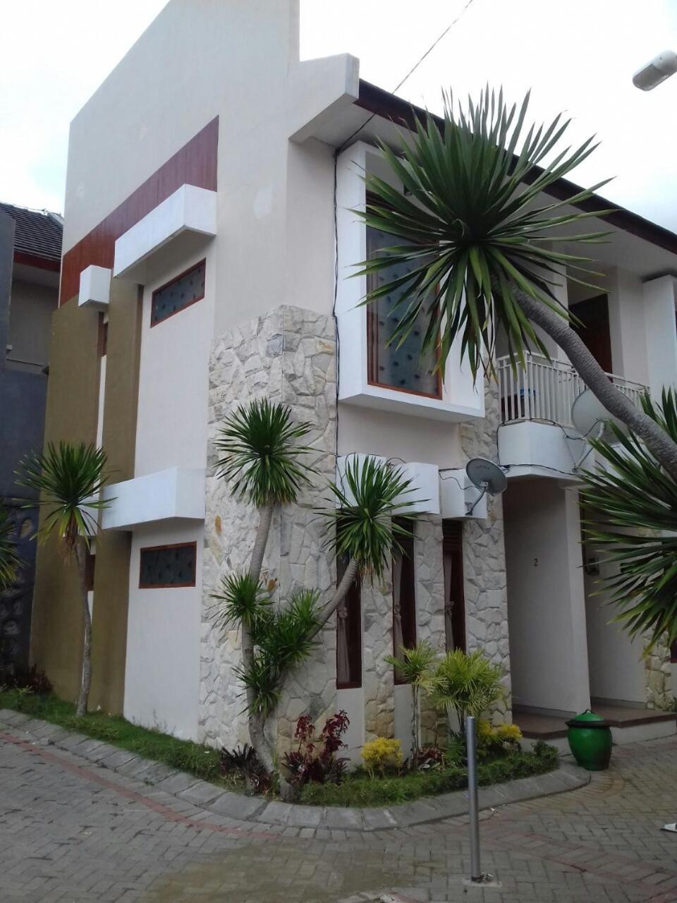Villa Town House Batu Бату Экстерьер фото